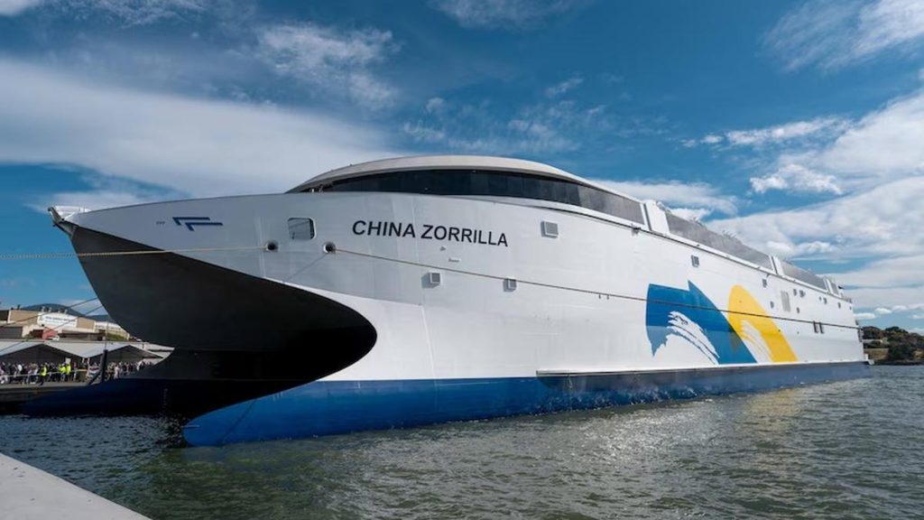 el-ferry-electrico-mas-grande-del-mundo-ya-surca-el-rio-de-la-plata