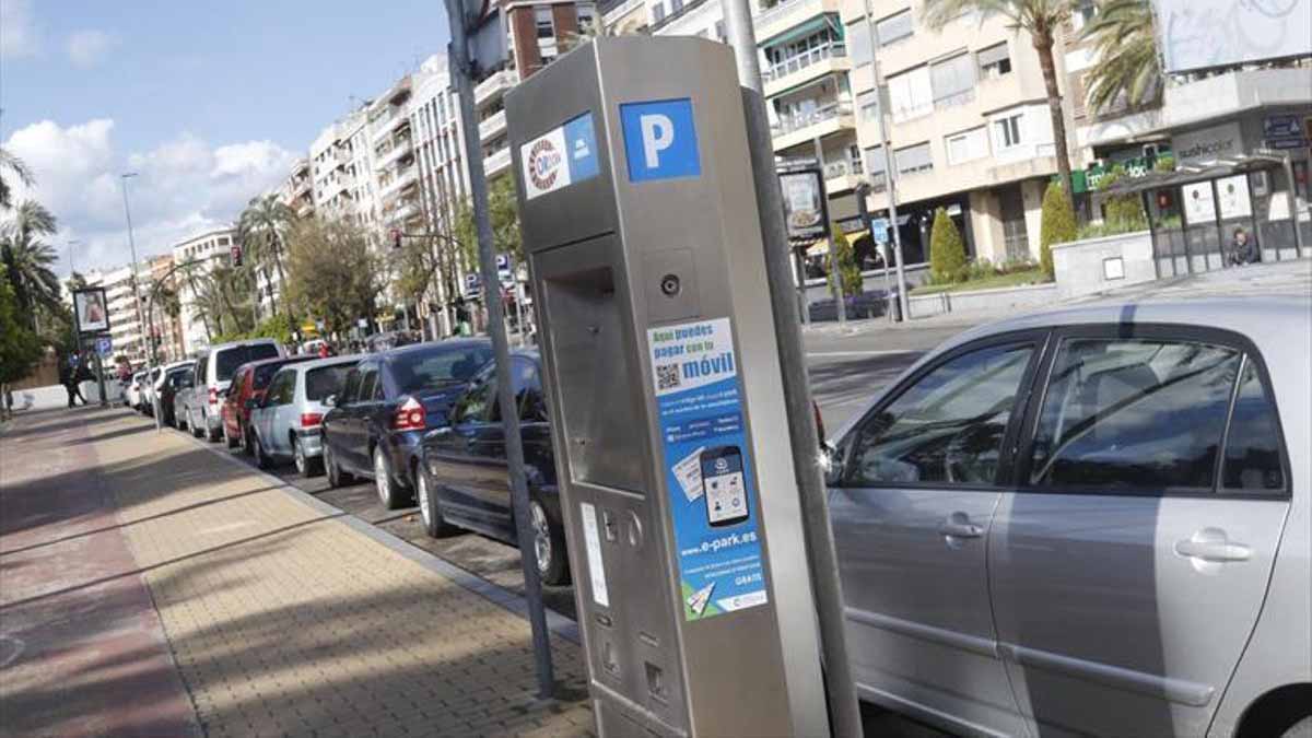 Aparcar gratis en la zona azul de Córdoba será posible si tienes coche eléctrico