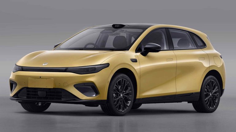 Así es el Leapmotor B05, el coche eléctrico que quiere ser el nuevo SEAT León