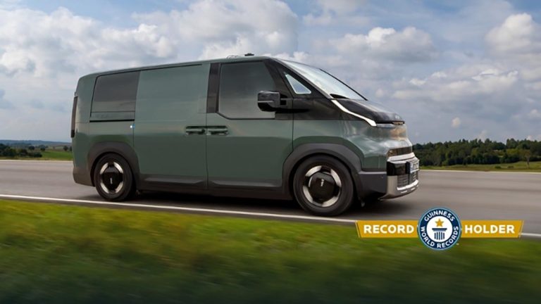 Dos días trabajando con una furgoneta eléctrica sin recargar y sin gastar ni un litro de diésel