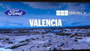 El grupo chino Geely compra el 34% de la fábrica española de Ford