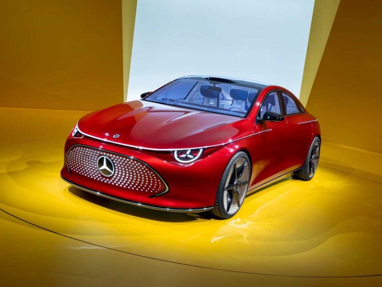 El nuevo Mercedes CLA tiene problemas con la carga rápida a 400 voltios