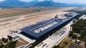 El primer aeropuerto del mundo que funciona con energía solar las 24 horas ya es una realidad y está en Turquía