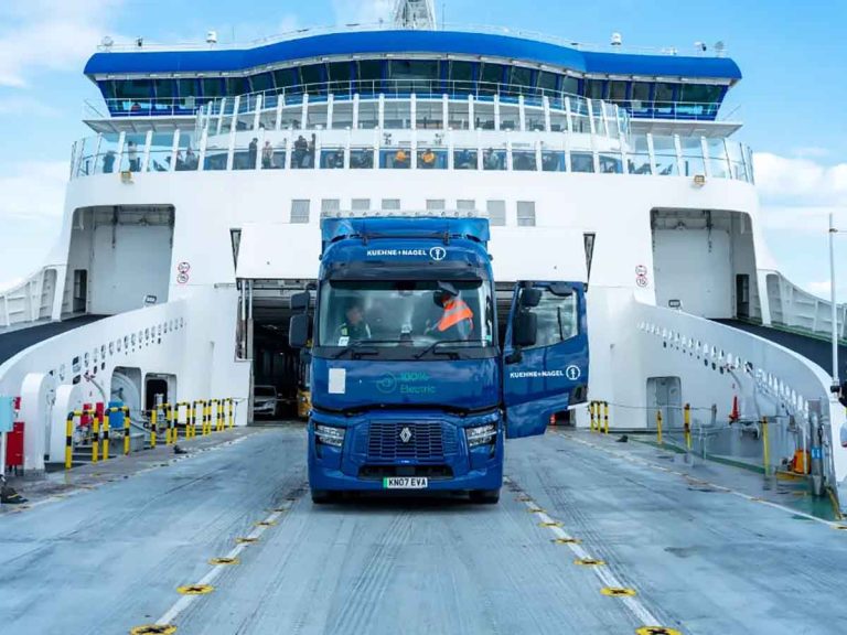 El primer cruce del Canal de la Mancha en camión eléctrico de gran tonelaje
