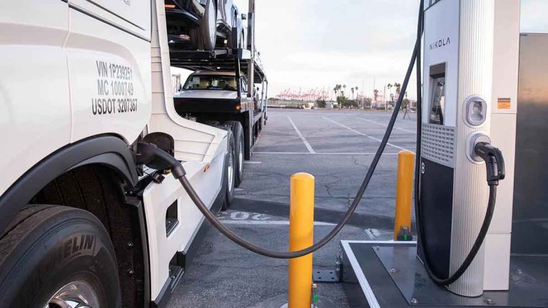 Europa quiere favorecer a los camiones eléctricos- No pagarán los peajes