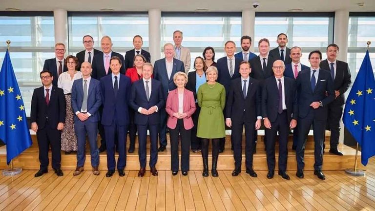 Europa se enfrenta a una gran decisión- mantener el rumbo hacia el vehículo eléctrico o ceder a la presión