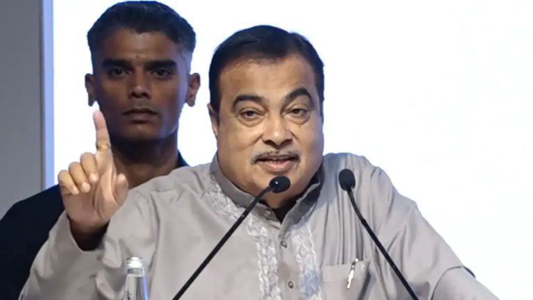 India sentencia a la gasolina y el diésel su ministro apuesta por coches eléctricos, hidrógeno y biocombustibles