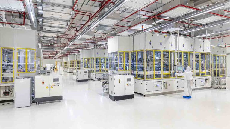 La planta alemana de PowerCo ya produce celdas de batería para coches eléctricos