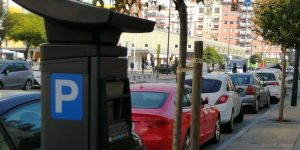 La zona azul de Huelva es gratis para los coches eléctricos