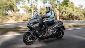 Las 10 motos eléctricas más vendidas en Noviembre de 2025 en España