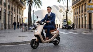 Las 10 motos eléctricas más vendidas en abril de 2026 en España