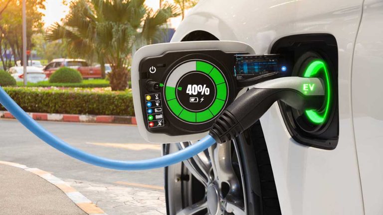 Las matriculaciones de coches eléctricos en España aumentan en abril