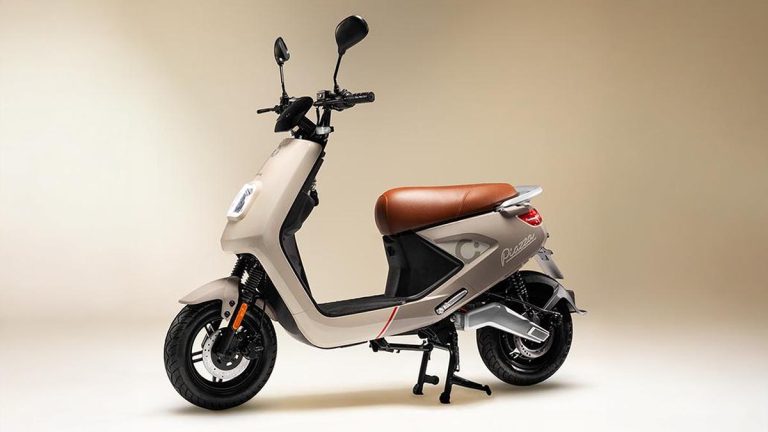 Las motos eléctricas de Cecotec impulsan la movilidad sobre dos ruedas este verano