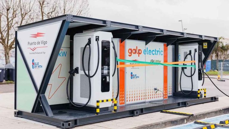 Nissan impulsa la recarga ultrarrápida en Vigo con baterías recicladas del LEAF