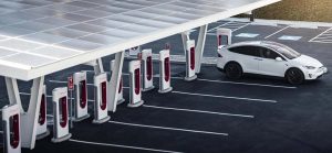 Puedes elegir dónde colocar los nuevos supercargadores de Tesla