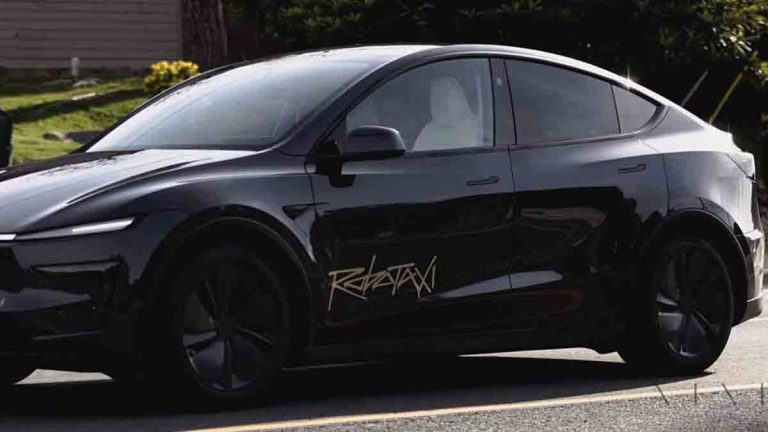 Tesla dispara su valor en bolsa tras el lanzamiento de sus primeros robotaxis en Estados Unidos