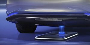 Ya puedes cargar un coche eléctrico sin cables en España