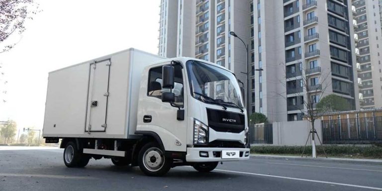 camión eléctrico Invicta Humpbac