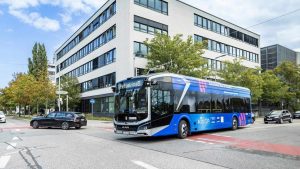 los-autobuses-autonomos-de-man-ya-circulan-por-las-calles-de-berlin