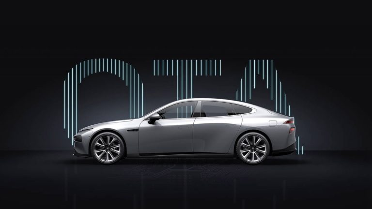 miles de conductores denuncian que sus coches eléctricos pierden autonomía tras actualizaciones OTA